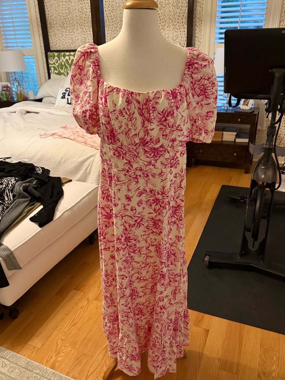 London Times Pink Floral Puff-Sleeve Maxi Dress on Cream